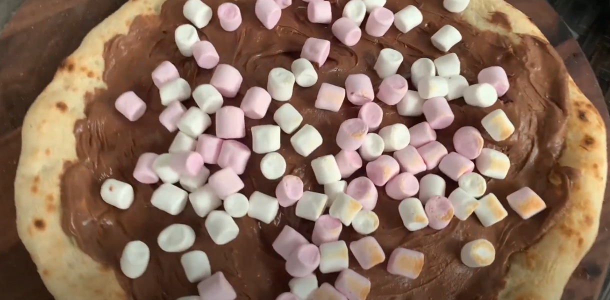Nutella and Marshmallow Pizza